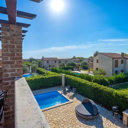 Paradis 6 Jursici