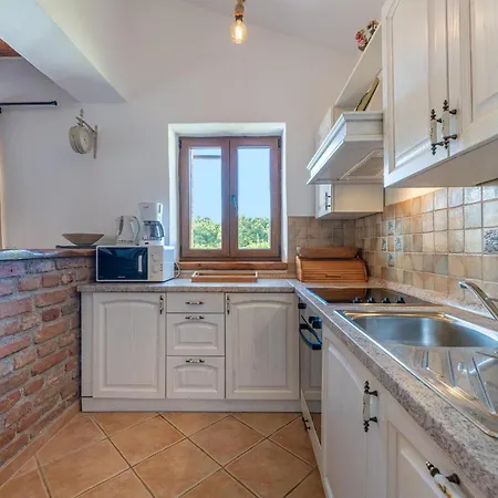 Paradis 6 * Juršići