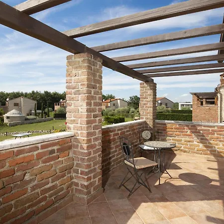 Paradis 6 Villa *